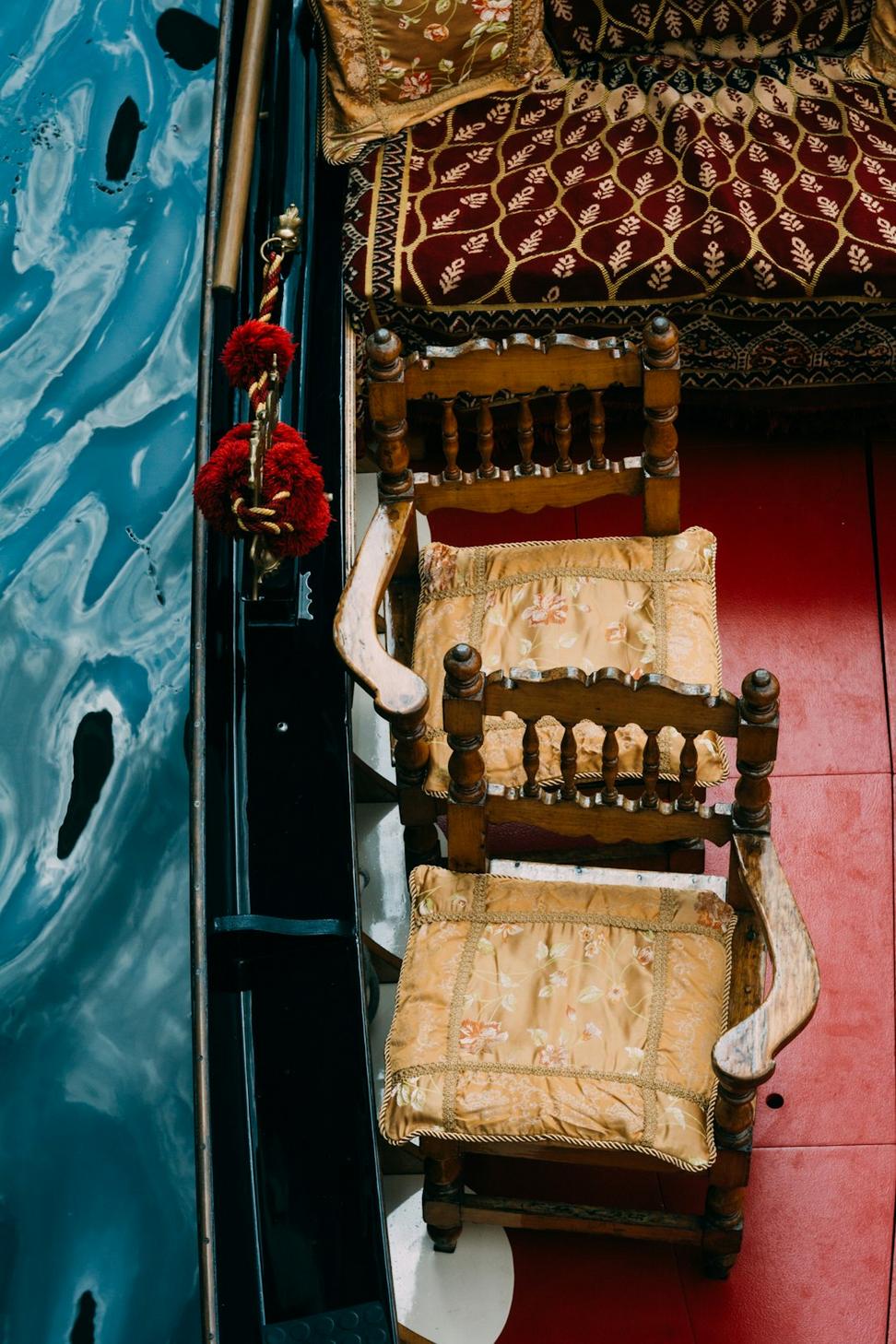 Dragon's Throne Suite