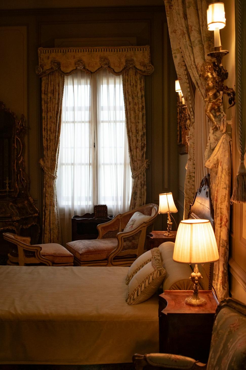 Themed Luxury Suites